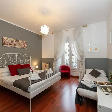 Flaminia 36 Luxury Apartment